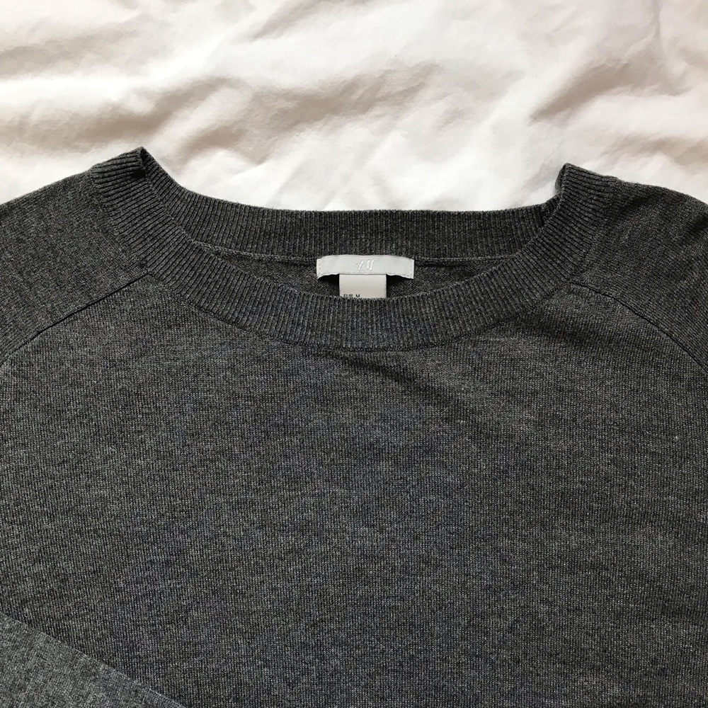 Gray Sweater - Picture 4 of 5